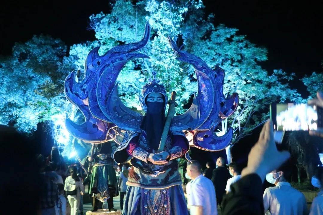 智问答网页-送女朋友金项链她不想要表示什么意思?解答你的疑问